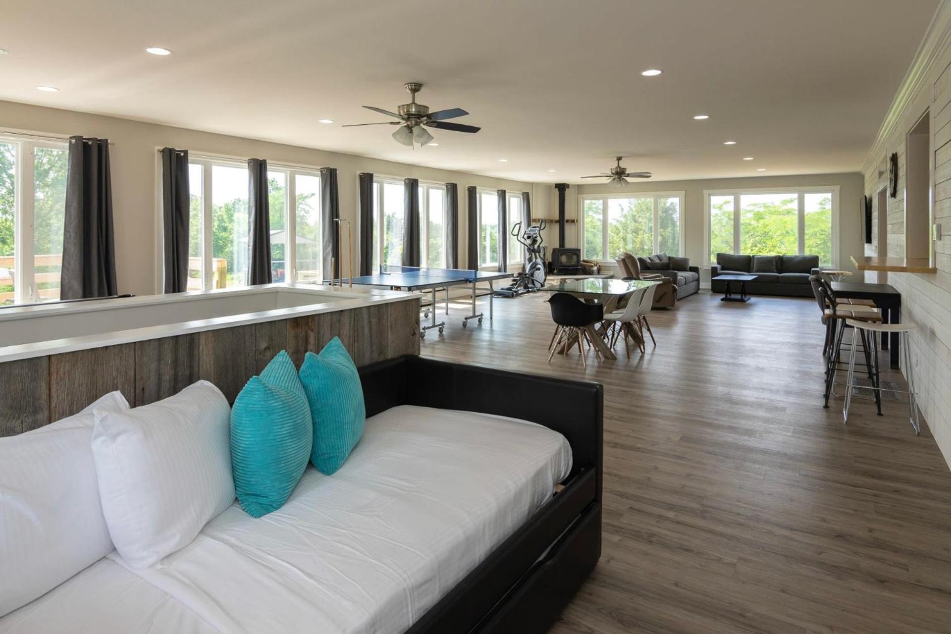 80 Acre Retreat With Pool - Minutes To Ark - Sleeps 15 Villa Williamstown Exterior photo